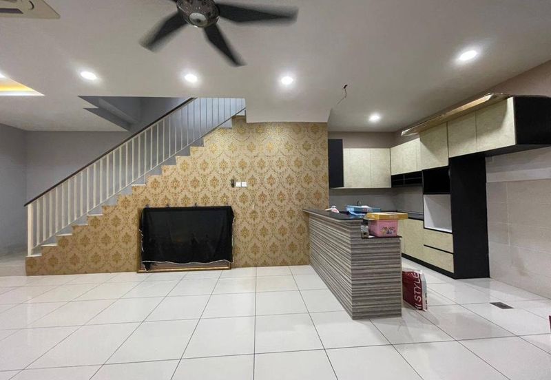 Nusa Sentral Spring Meadow