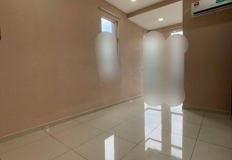 Nusa Sentral Spring Meadow