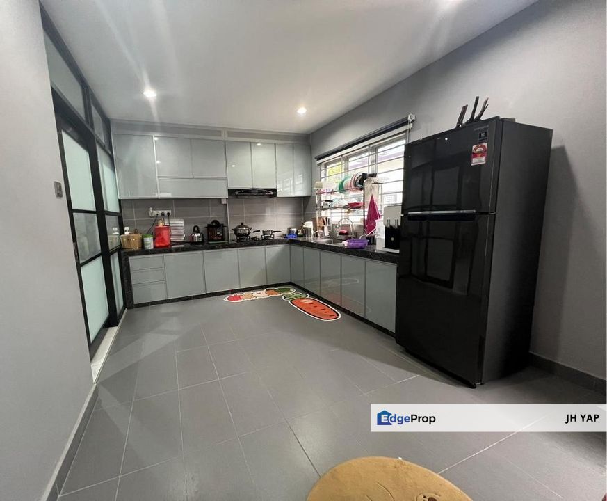 Iskandar Puteri / Gelang Patah / Nusantara Prima 24x70 / Well Renovated & Condition, Johor, Nusajaya