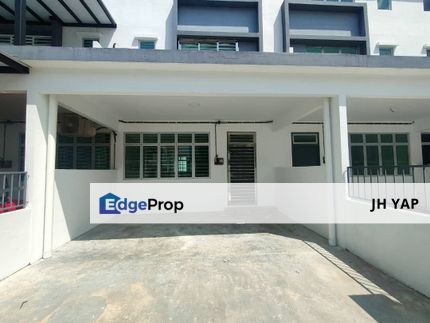 Taman Pulai Mutiara 2 For Rent / Rm1700 Only / 2.5 Storey, Johor, 