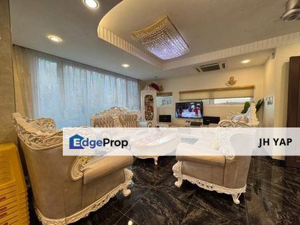 JB Johor Barhu Taman Melodies Rare Bungalow Unit / Good condition, Johor, Johor Bahru