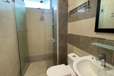 D'Lagoon, Taman Seri Austin