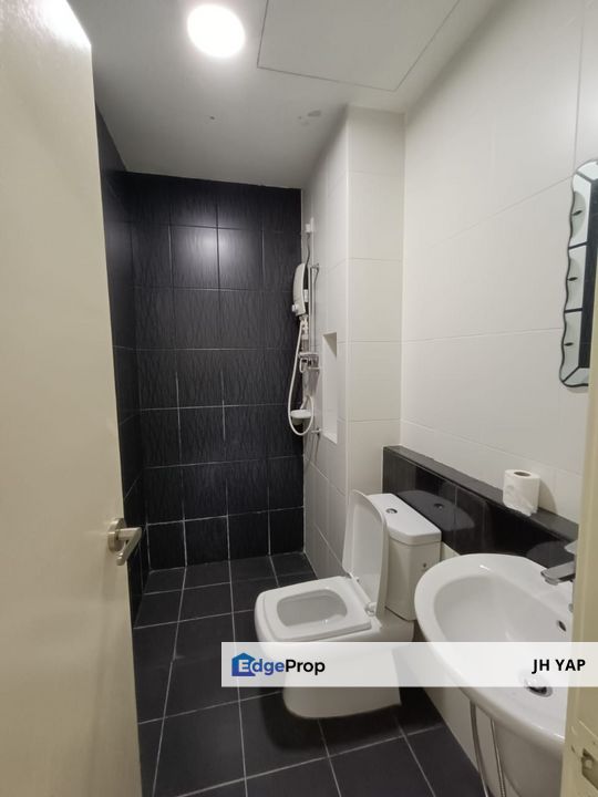 Johor Bahru / Setia Tropika / Sky Peak 3b3b / Fully Furnished 2 Car Park with Balcony , Johor, Setia Tropika