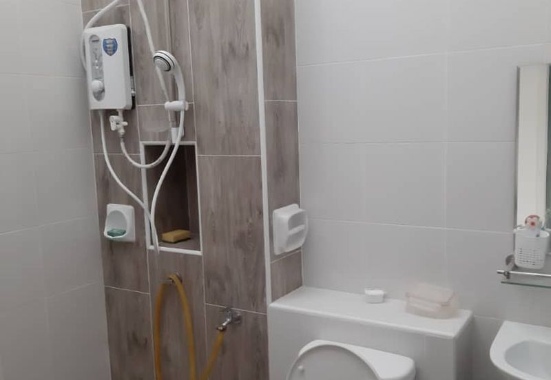 Bukit Indah Avenue 26 @ Villosa