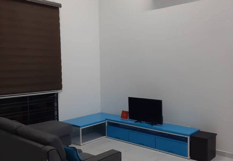 Bukit Indah Avenue 26 @ Villosa