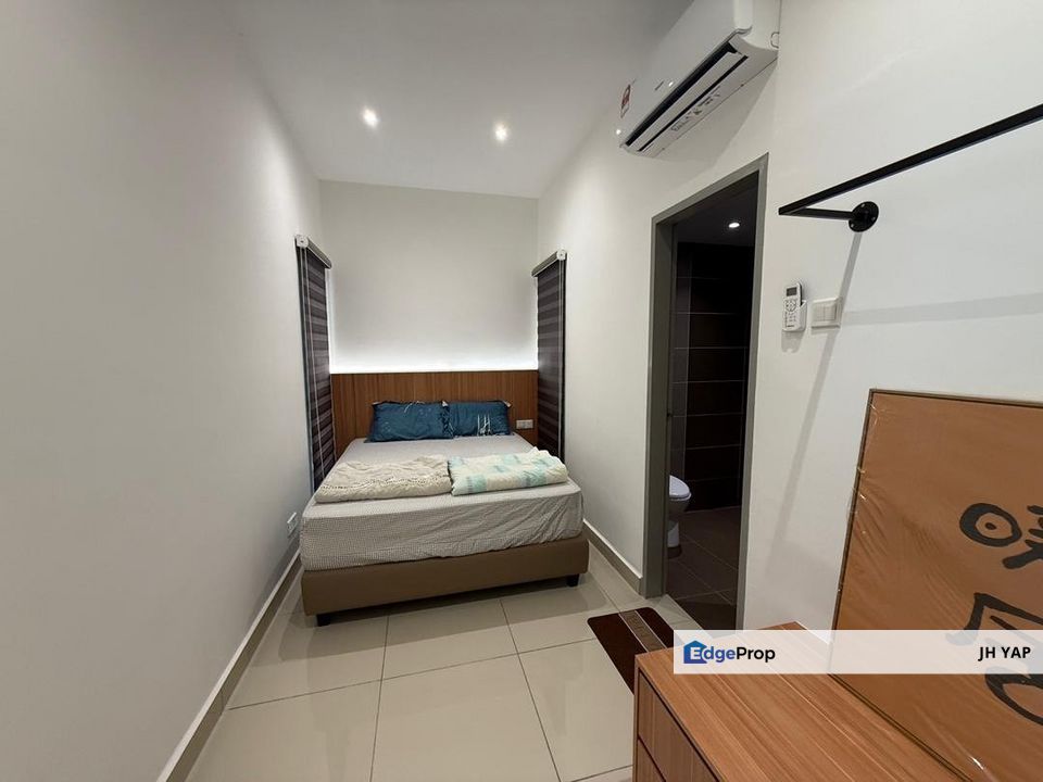 G residences 2 bedroom Fully Furnished / Renovation + Furnite Around 40k, Johor, Johor Bahru