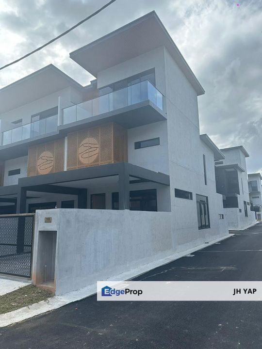 Bandar Putra New Taman D' Art Hills Residences 3 Storey Terrace New House / Guard & Gated, Johor, Kulai