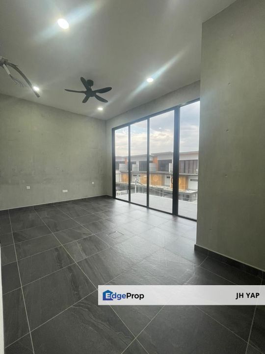 Bandar Putra New Taman D' Art Hills Residences 3 Storey Terrace New House / Guard & Gated, Johor, Kulai