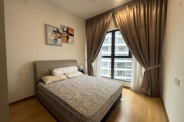 Baypoint @ Country Garden Danga Bay