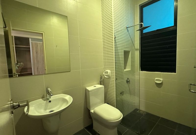 Sky Loft Premium Suites, Bukit Indah