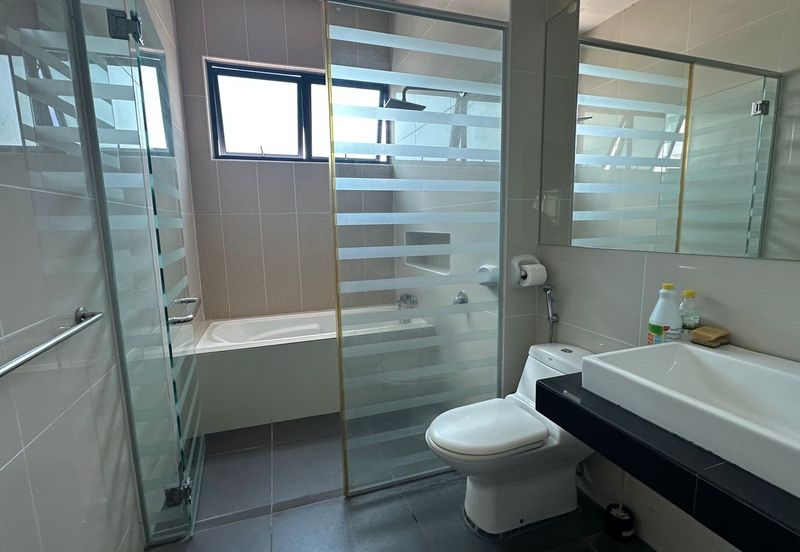 Sky Loft Premium Suites, Bukit Indah