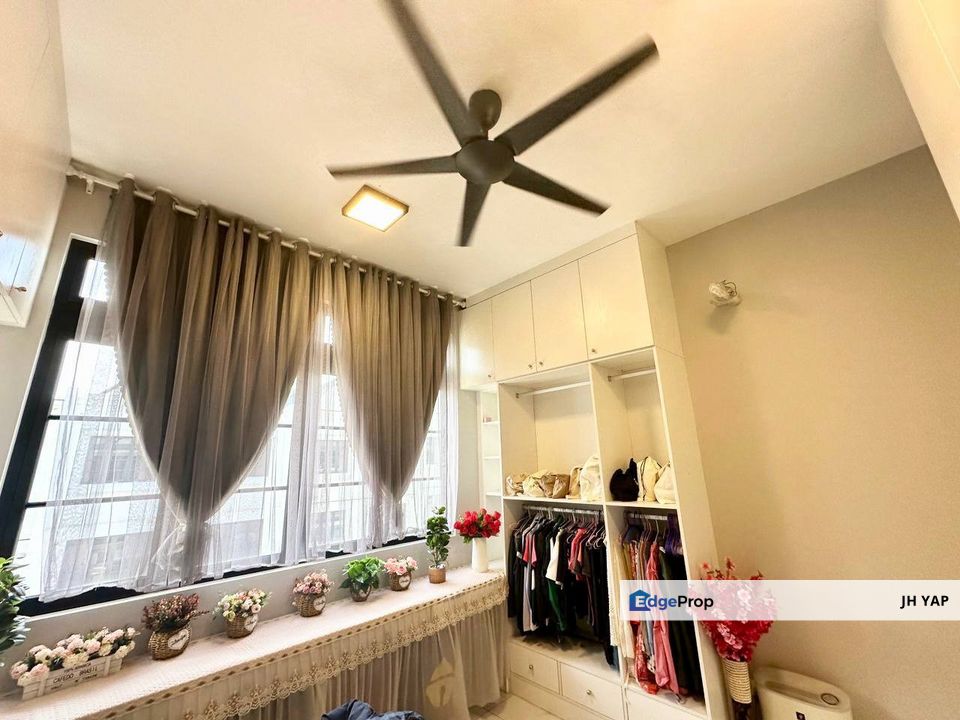 Iskandar Puteri Eco Botanic Chateau Grassten Fully Renovated Sweet Design / Super Link Big Built Up Area, Johor, Nusajaya