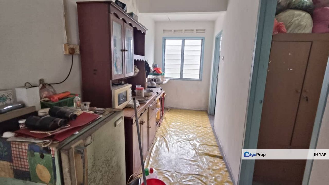 Pasir Gudang Cahaya Masai / Low Cost Full Loan & Extra / Unblock View, Johor, Pasir Gudang