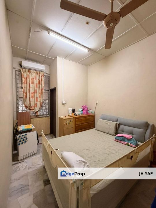 Skudai Jalan Teratai Corner / Limited Best Deal / , Johor, Skudai