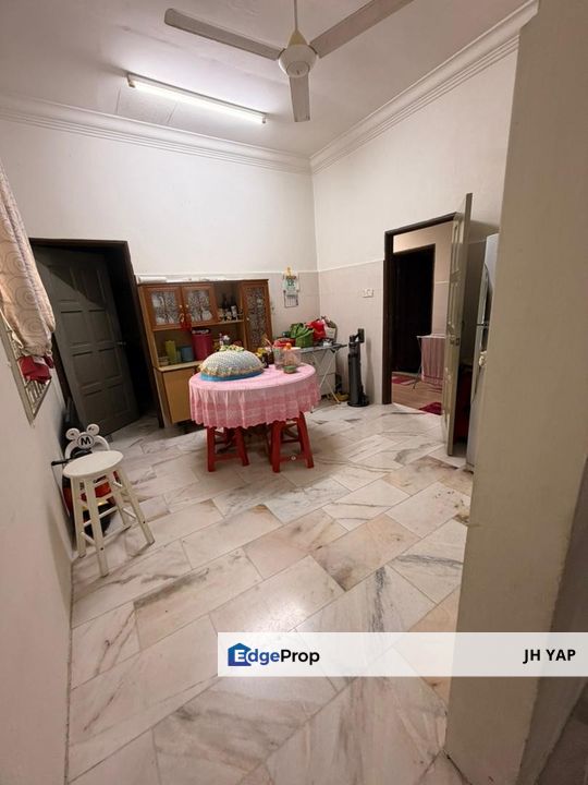 Skudai Jalan Teratai Corner / Limited Best Deal / , Johor, Skudai