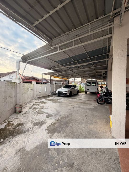 Skudai Jalan Teratai Corner / Limited Best Deal / , Johor, Skudai