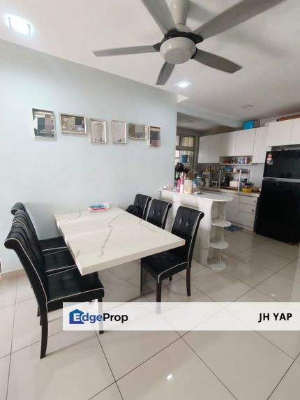 Larkin Height Corner Unit / With Well-Done Renovation / High Floor & Good View, Johor, Johor Bahru