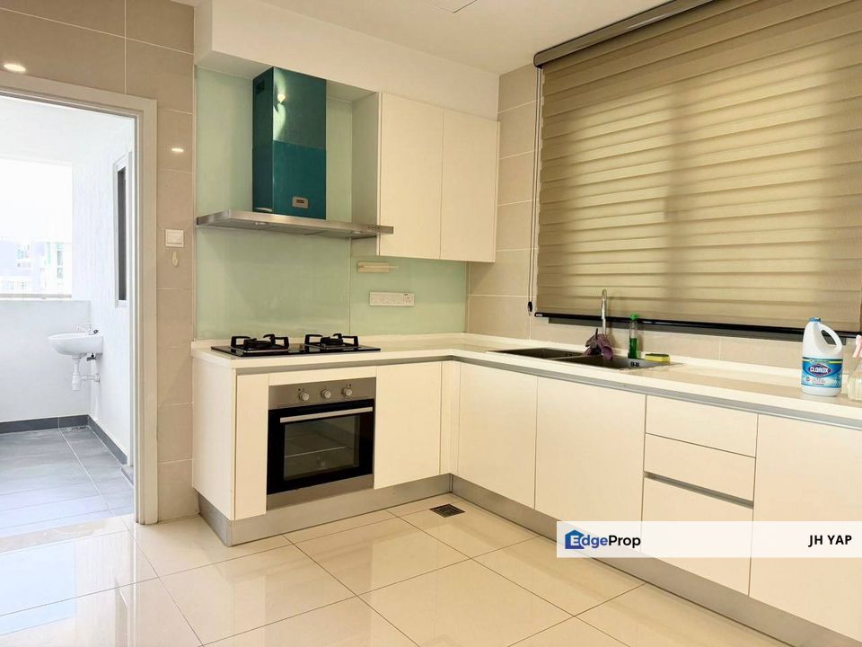 Medini Iskandar Residence 4+1bedroom 1668sqft Super Big Unit For Rent Fully Furnished, Johor, Nusajaya