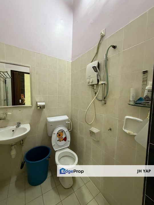 Kulai Indahpura Jalan Sena Fully Renovated / Ready to Move In, Johor, Kulai