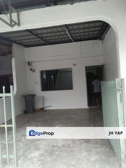 Kluang / Taman Intan / Low Cost / Double Storey / Best Deal / Rm130K Only /, Johor, Kluang