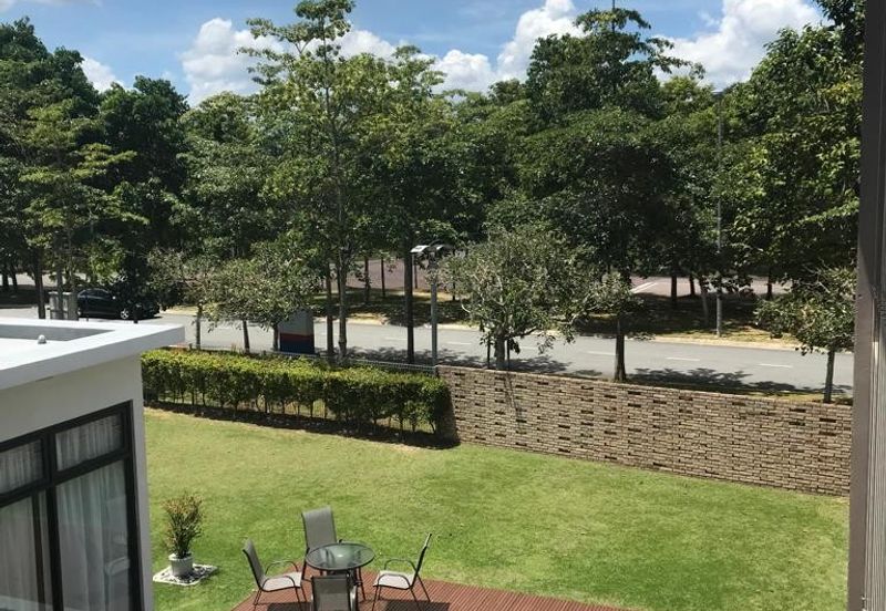 Noble Park @ East Ledang