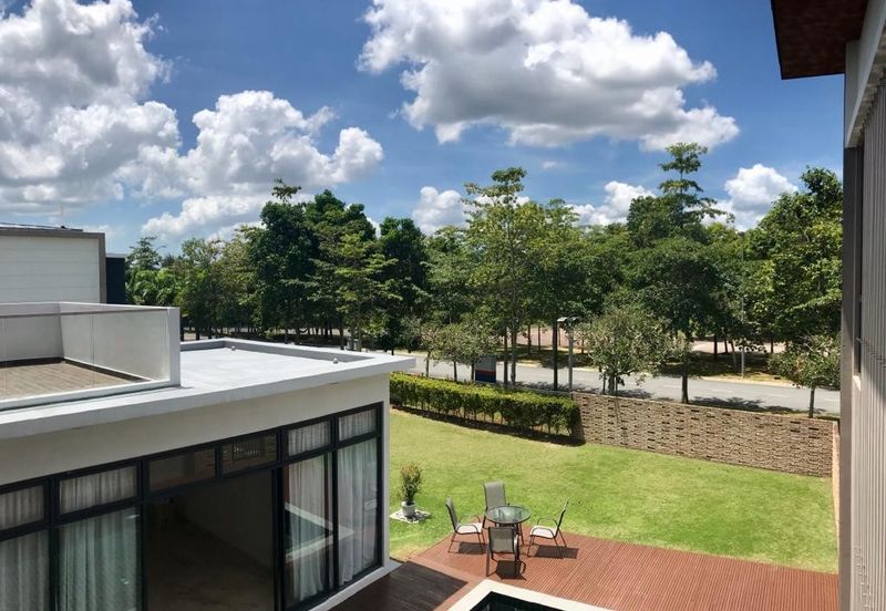 Noble Park @ East Ledang