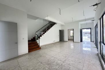 The Canal Garden South, Horizon Hills