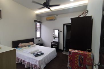 Taman Suria, Simpang Renggam