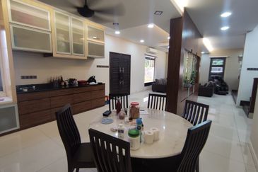 Taman Suria, Simpang Renggam