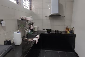 Taman Suria, Simpang Renggam