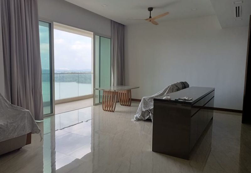 Puteri Cove Residences