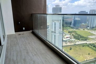 Puteri Cove Residences