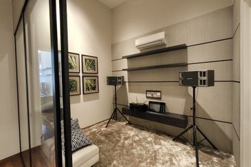 Featherstone @Eco Botanic