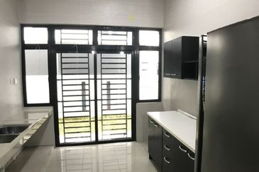 Garden Villa @ Bukit Indah 2