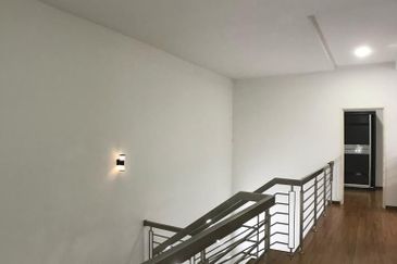 Garden Villa @ Bukit Indah 2