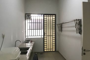 Garden Villa @ Bukit Indah 2