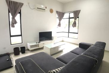 Garden Villa @ Bukit Indah 2