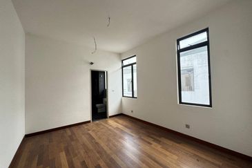 The Canal Garden South, Horizon Hills