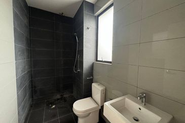 The Canal Garden South, Horizon Hills