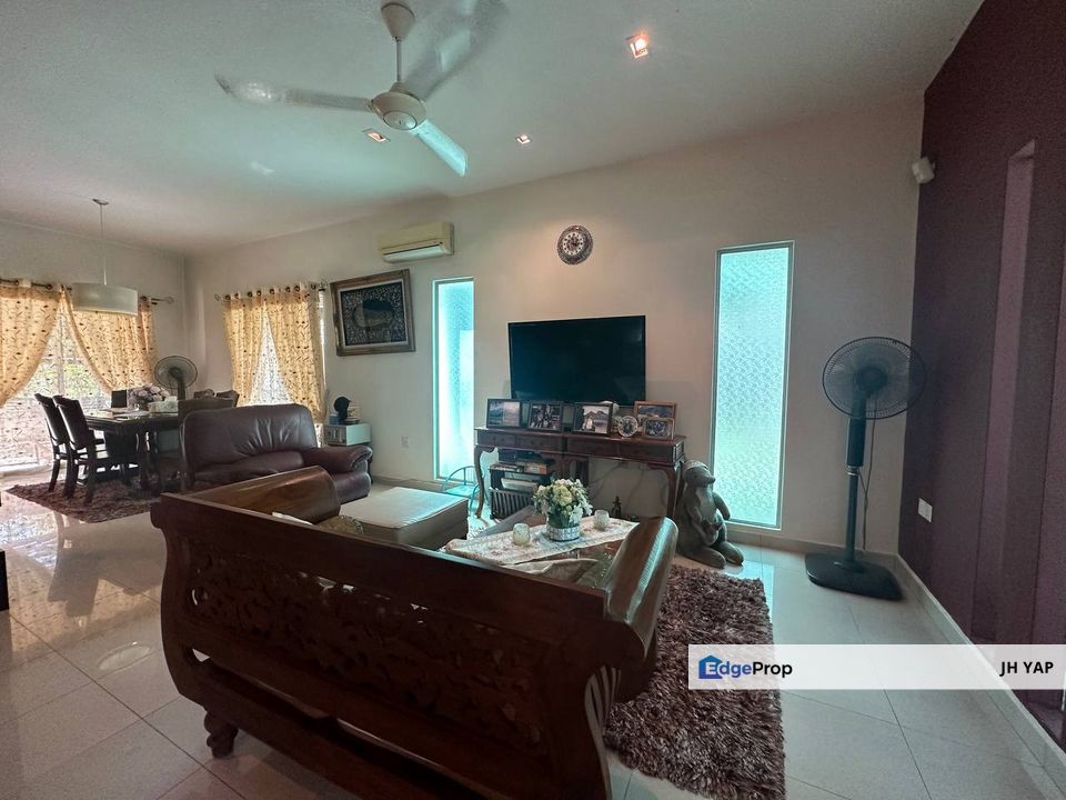 Leisure Farm Bayou TownHouse Rm600K ONLY !!!!, Johor, Gelang Patah
