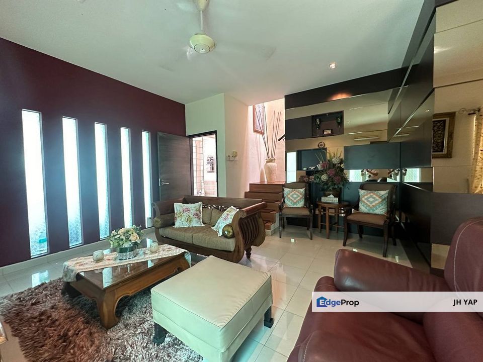 Leisure Farm Bayou TownHouse Rm600K ONLY !!!!, Johor, Gelang Patah