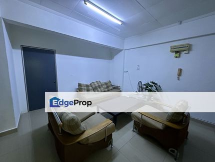 Skudai Villa Johor Bahru Room For Rent, Johor, Skudai