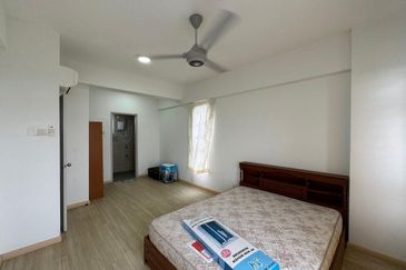 Midas Perling Apartment