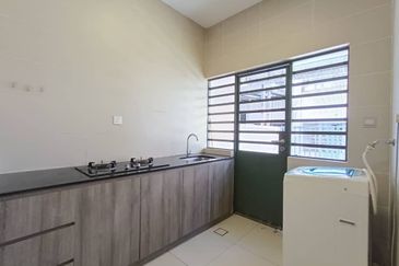 The Canal Garden South, Horizon Hills