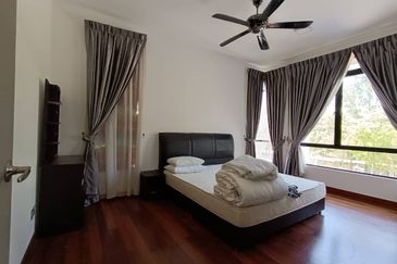 The Canal Garden South, Horizon Hills