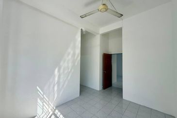 Summer Park Townhouse (Pangsapuri Alam Jaya), Bandar Baru Seri Alam