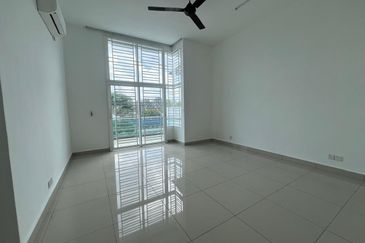 Austin Residence @Taman Mount Austin