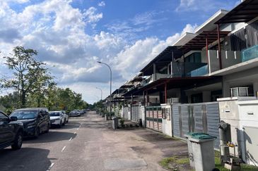 Austin Residence @Taman Mount Austin