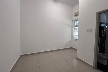 Austin Residence @Taman Mount Austin