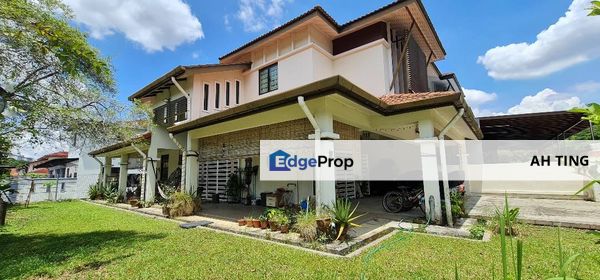 Double Storey Superlink House Taman Laguna , Johor, Johor Bahru